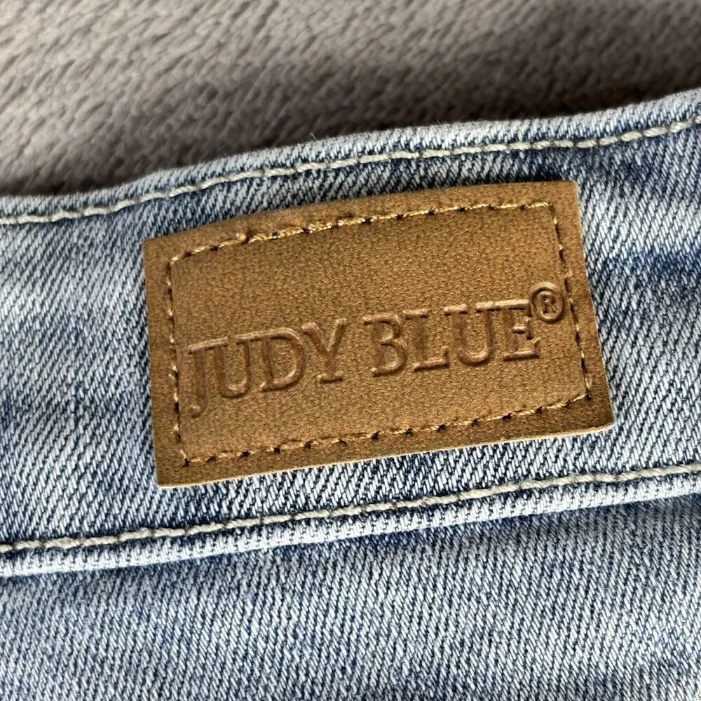 Judy Blue Jeans Womens 13 Distressed Skinny Light Wash Denim Lace Patch Ripped‎